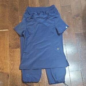 Cherokee Infinity Navy Blue Scrub Set Top And Bottom Small